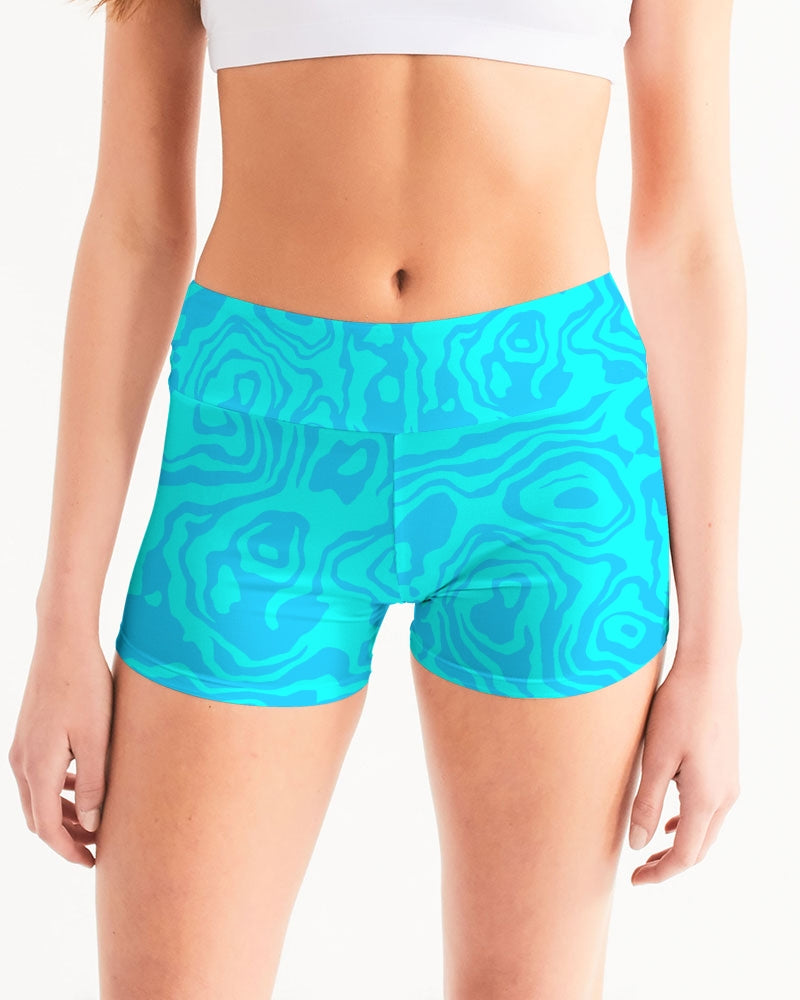 Blue Raspberry Slush Women's Mid-Rise Yoga Shorts